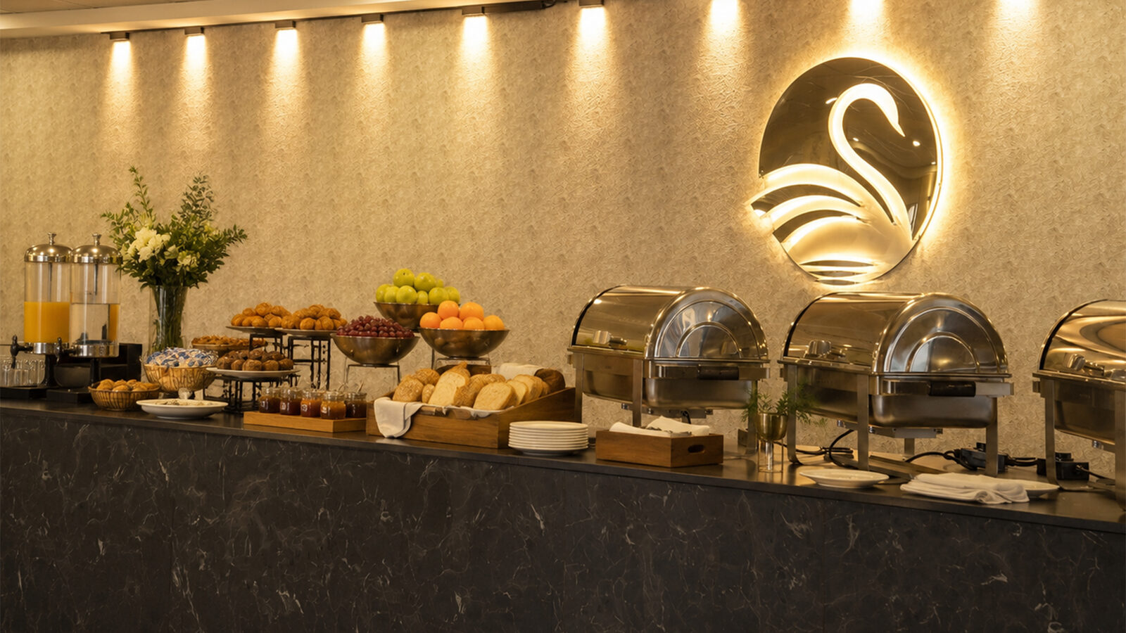 Swan Hotel Kayseri açık büfe kahvaltı standı